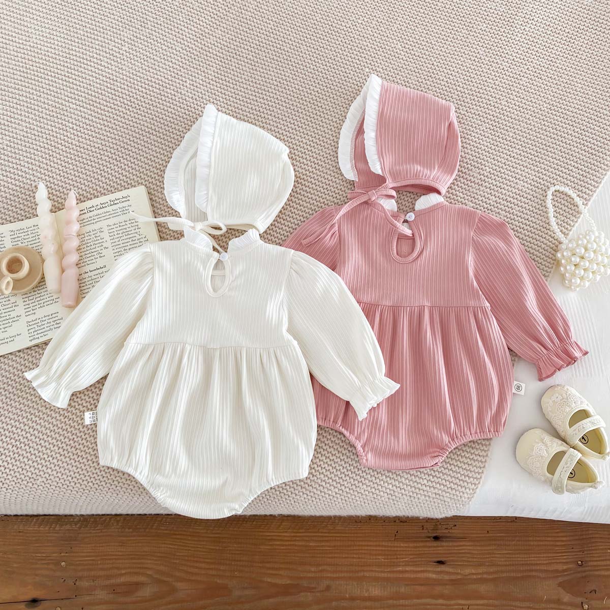 Herbst Baby Strampler mit Hut  – Baby Clothing Display Bewertung und Preis
